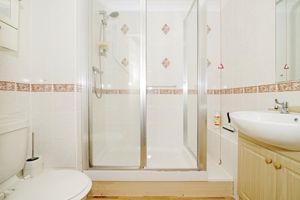 SHOWER ROOM- click for photo gallery
